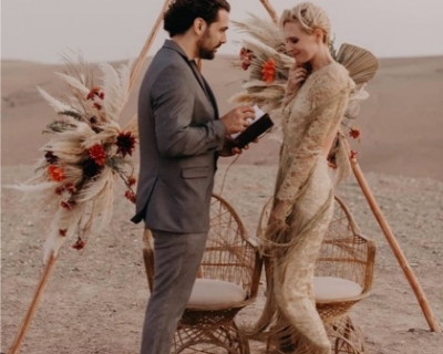 Rustic ceremony desert